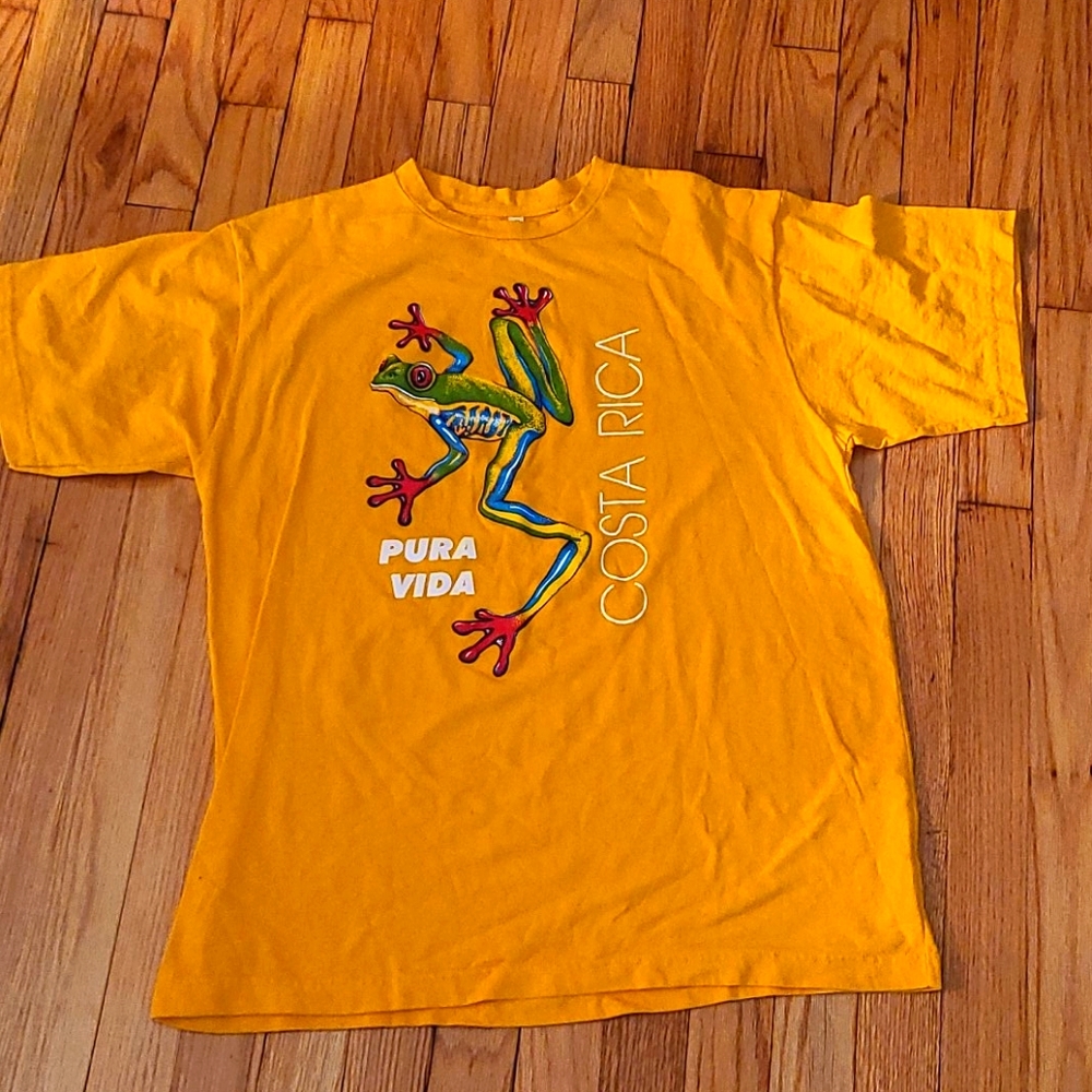 Costa Rica T with Frog Medium